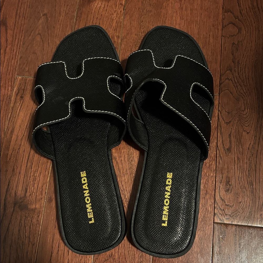 Lemonade Black Women's H Cut Slide Sandals Size: 6 - Picture 3 of 4